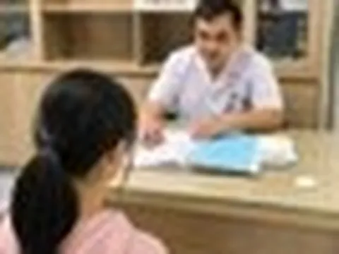 Thất vọng sau bài thi, nữ sinh 13 tuổi uống thuốc giảm đau liều cao