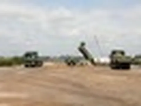 Doanh nghiệp của tỷ phú Phạm Nhật Vượng huy động máy móc thi công nhà ga tại siêu dự án 5,6 tỷ USD chưa từng có trong lịch sử
