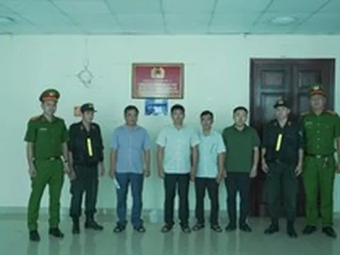 Thi hành lệnh bắt tạm giam Phó Bí thư xã Nguyễn Thái Đăng