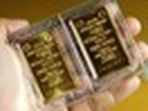 Năm 2011 đu đỉnh vàng rồi mòn mỏi chờ 10 năm mới "về bờ", năm 2026 lại mua ở đỉnh 192 triệu đồng/lượng, bao giờ mới có lãi?