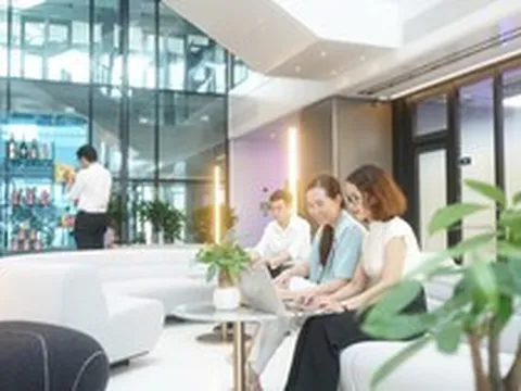 Cổ phiếu ưu đãi rẻ hơn thị giá hàng chục lần, nhân sự một Tập đoàn hưởng lợi trên 2.400 tỷ đồng
