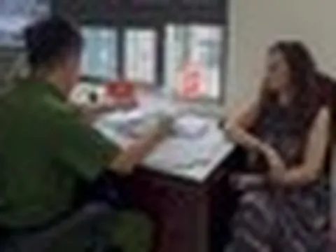 Nữ NSND đình đám gửi đơn đến cơ quan chức năng vì ký "hợp đồng kỳ nghỉ"