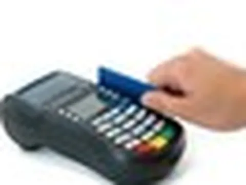 Công an cảnh báo tới tất cả những ai sử dụng dịch vụ “đảo thẻ tín dụng”, rút tiền trái quy định qua máy POS