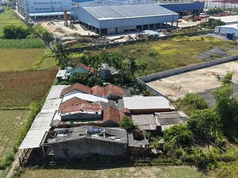 Quảng Ngãi: Doanh nghiệp hoạt động cầm chừng, 7 hộ dân diện giải phóng mặt bằng "kẹt" giữa quy hoạch treo