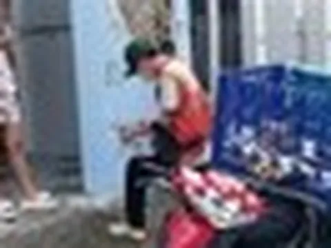 Thủ đoạn lừa đảo mới lừa sạch tiền trong tài khoản, chưa từng xuất hiện liên quan đến shipper giao hàng