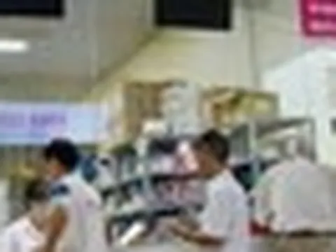 Từ 1-7, khám trái tuyến ở nhiều bệnh viện trung ương được BHYT trả 50%