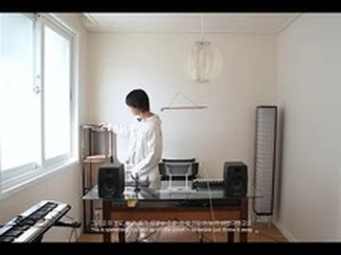 Mỹ nam showbiz U40 sống độc thân trong cơ ngơi sang chảnh, bình yên như một khu nghỉ dưỡng