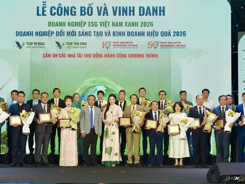 Vietnam Airlines 2 năm liên tiếp vào Top 10 Doanh nghiệp ESG Việt Nam Xanh