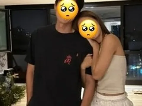 Khung ảnh đang viral: Nữ diễn viên đình đám xà nẹo chồng bạn thân, chính thất đứng kế bên nhìn "bất lực"