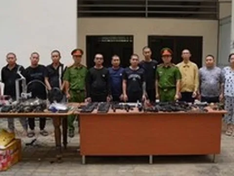 Nhiều tổ công tác đồng loạt khám xét tại nhiều tỉnh, thành: 30 người bị bắt