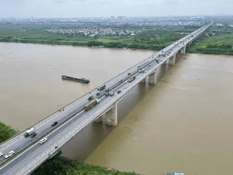 Đầu tư công 8 triệu tỷ và mục tiêu tăng trưởng 2 con số: Thời điểm vàng để định vị lại tài sản.