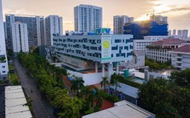 Bệnh viện FV đem về gần 1.000 tỷ cho 'đại gia' Singapore trong 6T2026: Vì sao áp dụng Bảo hiểm Y tế quốc gia cho ngoại trú, nội trú và cấp cứu từ 1/1?